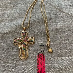 listing-status-banner